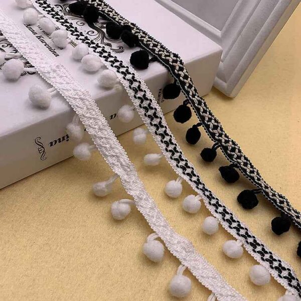 1.5cm Pom-Pom Trim for Clothing & Home Décor – 10 Yards