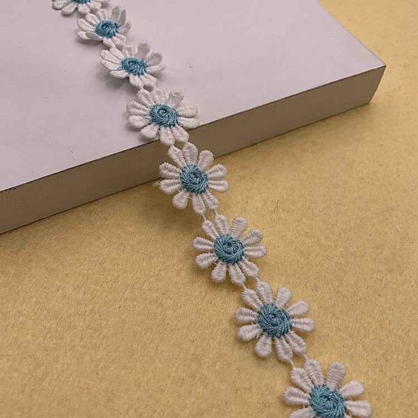 2.5CM Daisy Petal Polyester Lace Trim 15 Yards Floral DIY Craft Ribbon