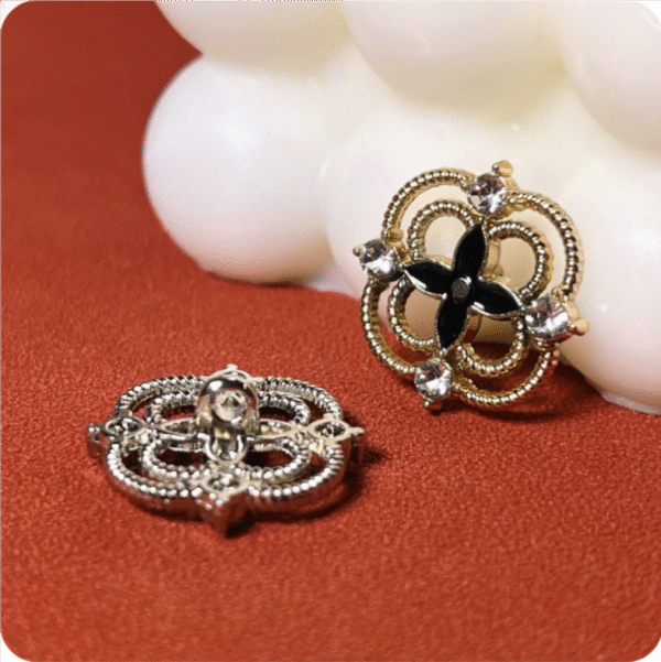 20mm Rhinestone Hollow Clover Metal Shank Button 12pcs - Image 3