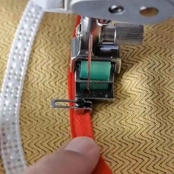 X6 Adjustables Edge Guide Rolled Hem Feet 0.1-12.5mm