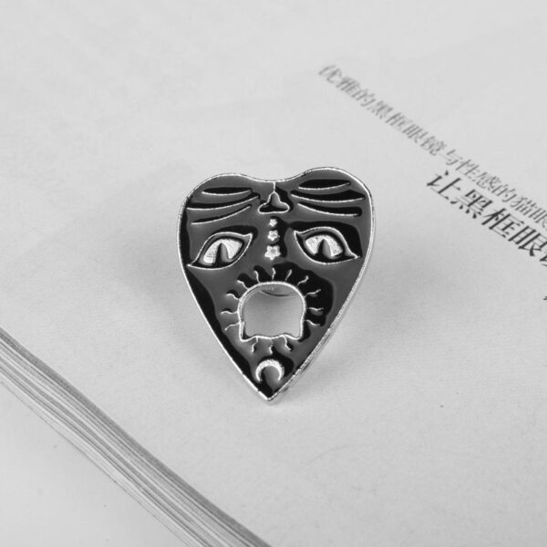 Punk Style Witch Cat Claw Alloy Brooch Pin 4 Pack - Image 5