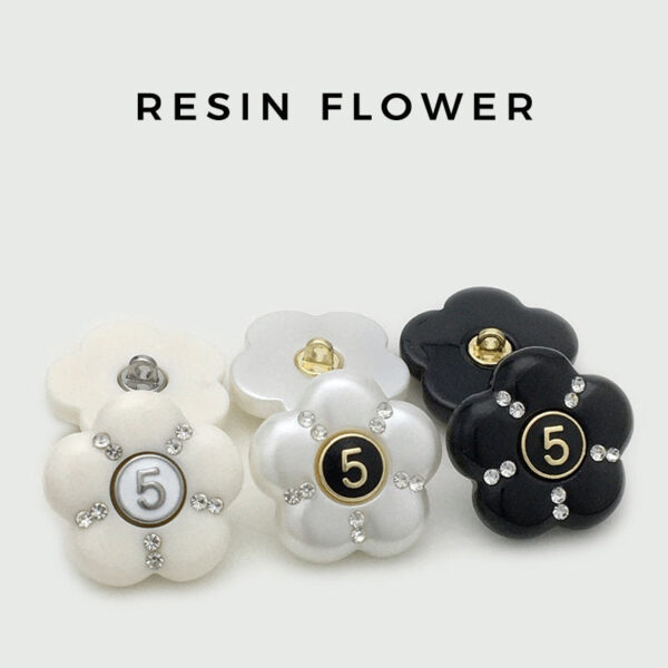 17.5/22.5mm Number 5 Black White Flower Diamond Resin Buttons 12pcs - Image 2