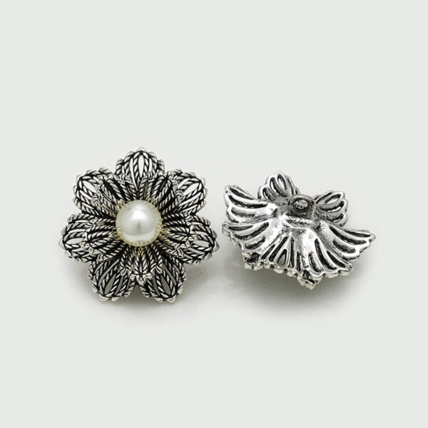 25mm Vintage Gold & Silver Beaded Flower Metal Buttons 20pcs - Image 4