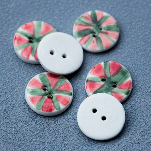 20mm Red and Green Vintage Round Watermelon 2 Hole Ceramic Buttons 10pcs - Image 3