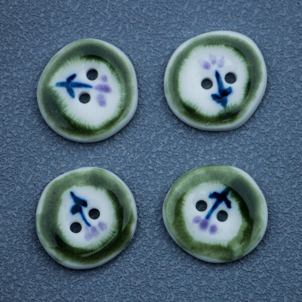 20mm Irregular Round Green Flower Hand-Painted Ceramic Buttons 4pcs - Image 4