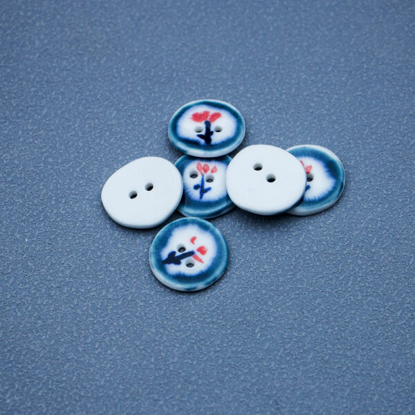 20mm Irregular Round Dark Blue Ceramic Buttons with Hand-painted Red Flower 6pcs - Image 2