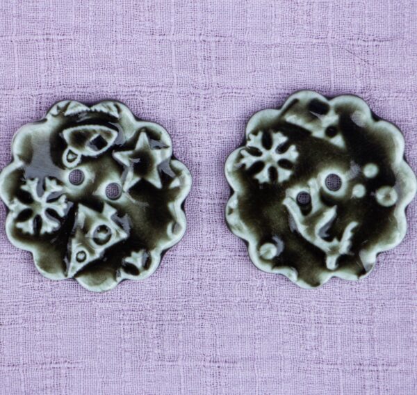 32mm Round 2-Hole Handmade DIY Ceramic Buttons with Snowflake Elk Pattern 6PCS - Image 6