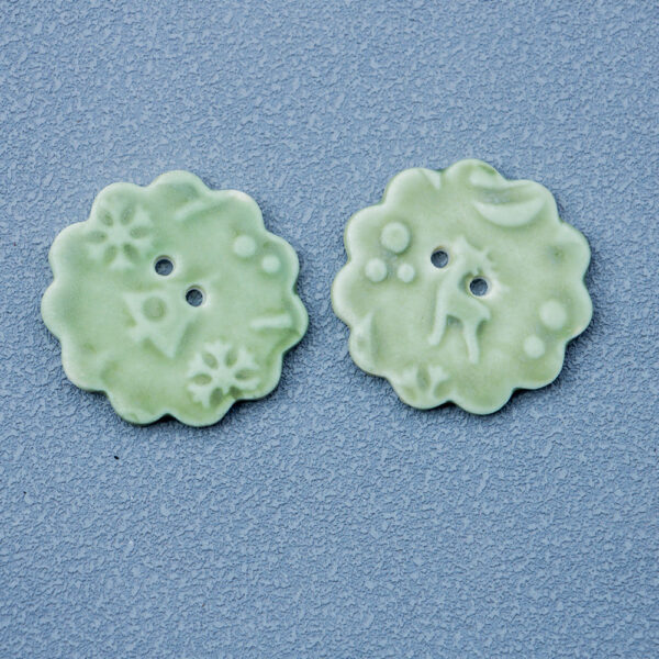 32mm Round 2-Hole Handmade DIY Ceramic Buttons with Snowflake Elk Pattern 6PCS - Image 7