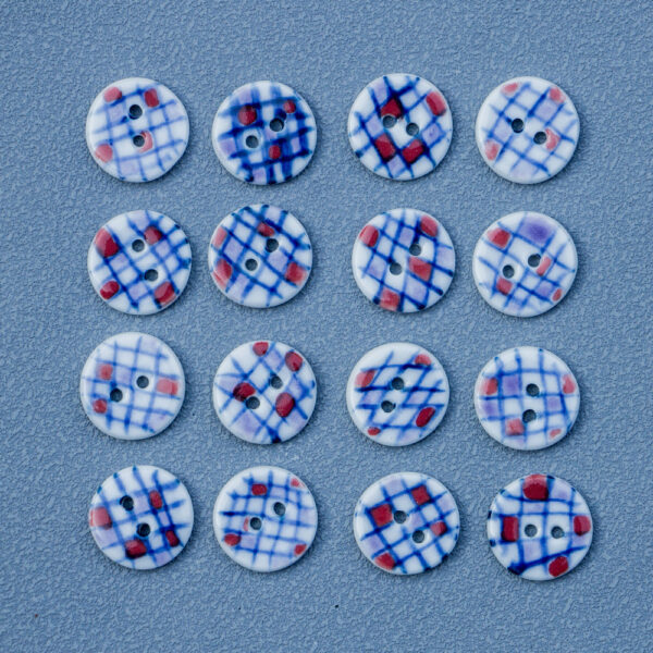 17.5mm Round 2 Hole Hand-Painted Blue Plaid Ceramic Buttons 6PCS - Image 4