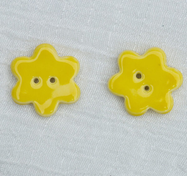 18mm Yellow Green Blue Small Flower Ceramic Buttons for DIY Brooch Accessories 10pcs - Image 4