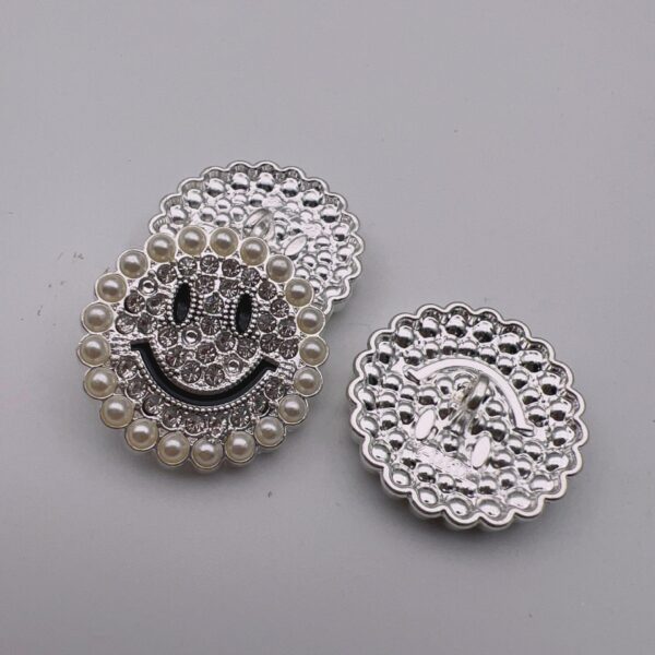 25mm Pearl Bordered Smile Metal Shank Buttons 50pcs - Image 3