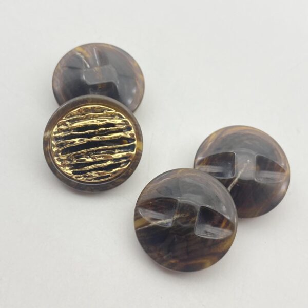 25mm Gold-Tone Chain Mesh Resin Buttons Hidden Shank 48 Pack - Image 3