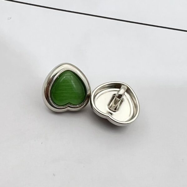 12.5mm Heart Shaped Pearlized Resin Metal Shank Buttons 50PCS - Image 7