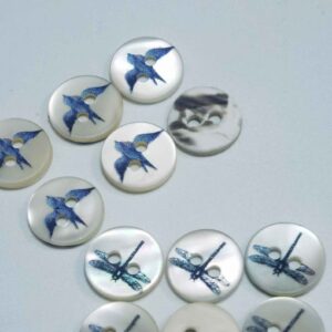18L Mother of Pearl Shell Buttons Butterfly Dragonfly Prints 100 Pack