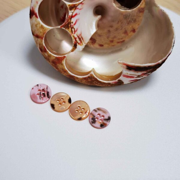 18L Orange Pink Wide-Rim 4-Hole Mother of Pearl Shell Buttons 100 Pack