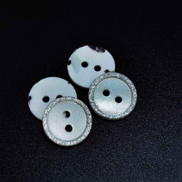 20L (12.5mm) Mother of Pearl Shell Buttons Silver Powder Edge 100pcs