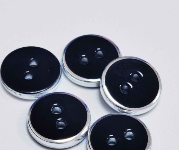 18L (11mm) Round 2-Hole Freshwater Shell Buttons Silver Edge 105 Pack