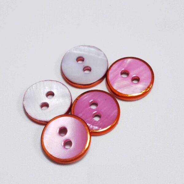 18L (11mm) Round 2-Hole Freshwater Shell Buttons Silver Edge 105 Pack