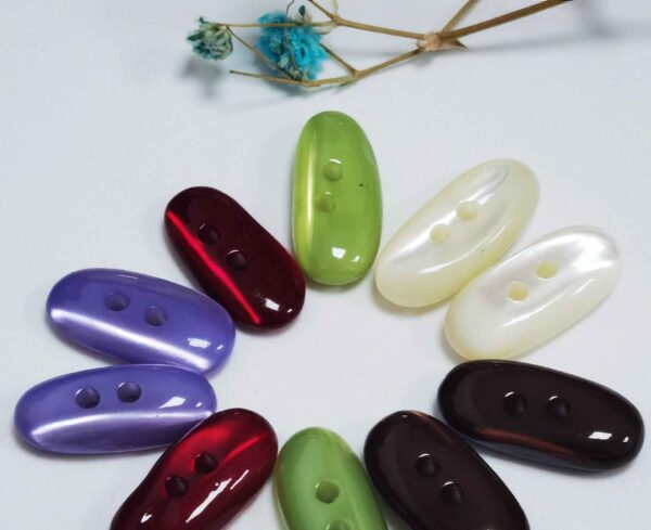 24L (15mm) Slim 2-Hole Mother of Pearl Shell Buttons 100 Pack