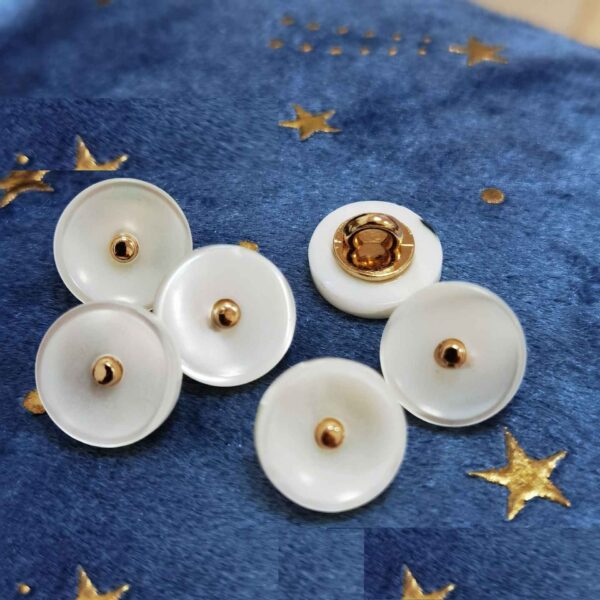 18L Black Ivory Mother of Pearl Shell Buttons Metal Shank 100 Pack