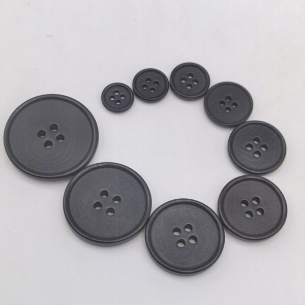 24L-40L Black White Eco-Friendly Tagua Nut Buttons for Knitwear 20pcs - Image 3