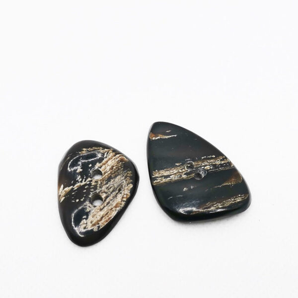 28mm Black Triangle Two-Hole Vintage Horn Coat Buttons - Image 2