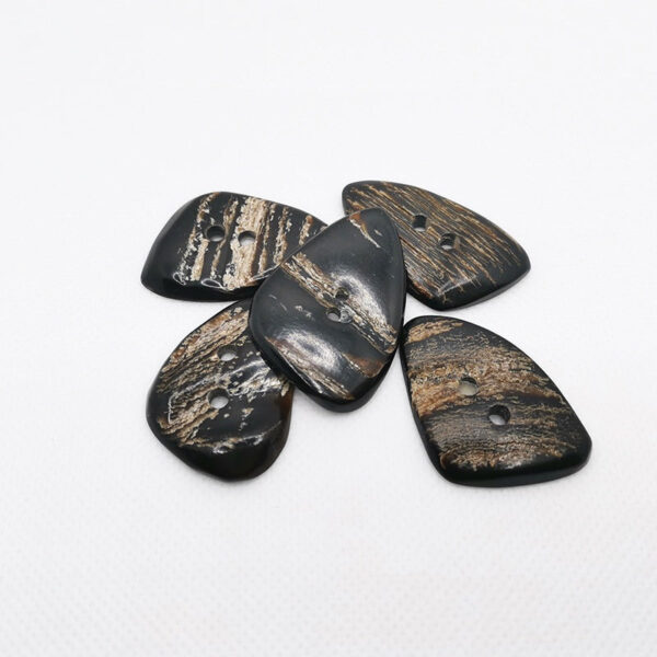 28mm Black Triangle Two-Hole Vintage Horn Coat Buttons - Image 3