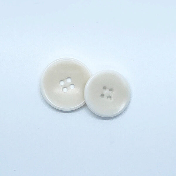 18L-40L Round Edge Four-Hole Natural White Corozo Tagua Nut Buttons - Image 3