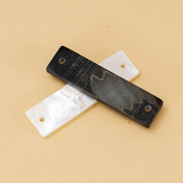 30mm Rectangular Shell Buttons Wide Edge for Shirts 3pcs - Image 2