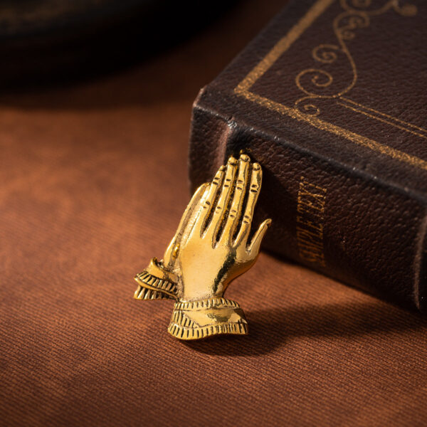 Zinc Alloy Metal Brooch Praying Hands Men's Suit Lapel Pin 3pcs