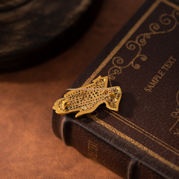 Zinc Alloy Metal Brooch Praying Hands Men's Suit Lapel Pin 3pcs