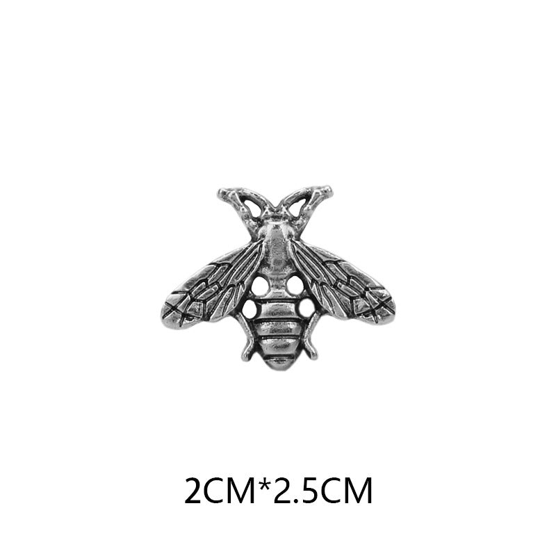 Retro Bee-Shaped Brooch Pin Decorative Badge for Men's Suits 12pcs
