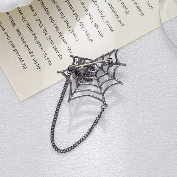 Silver Diamond-Inlaid Spider Web with Chain Creative Brooch 3pcs - Image 2