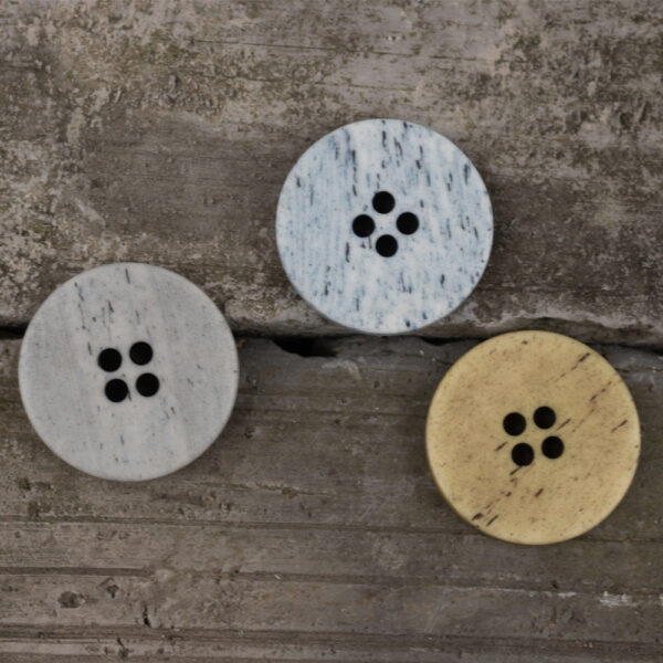 15-25mm Sky Blue Yellow Dark Gray Round 4 Hole Vintage Cow Bone Buttons 10pcs - Image 3