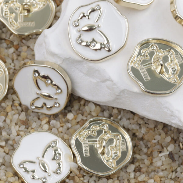 15-23mm Irregular Shaped Metal Shank Buttons White Black Butterfly Pattern 20pcs - Image 4