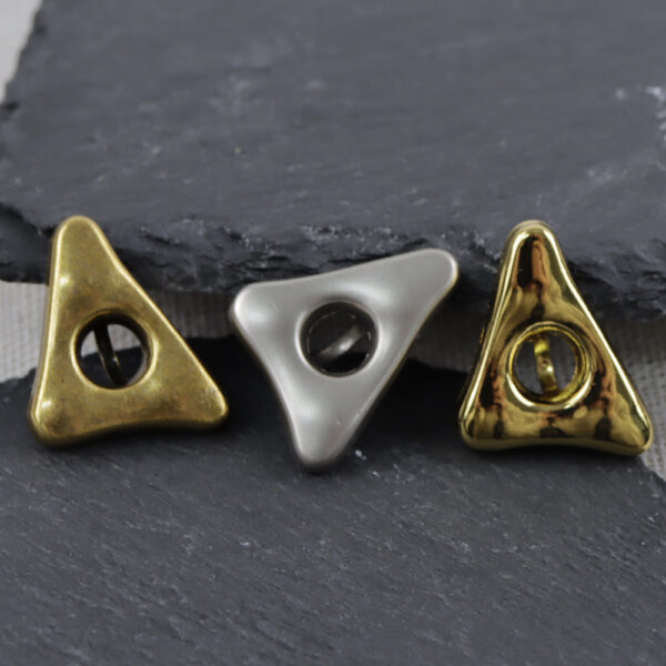 18/21/26mm Triangular Gold and Silver Alloy Hand-sewing Buttons for Suits Coats 12pcs - Image 3