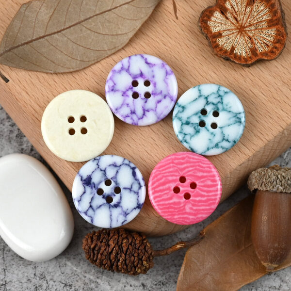 15-25mm Round 4 Hole Colorful Urea Buttons with Imitation Marble Pattern - Image 3