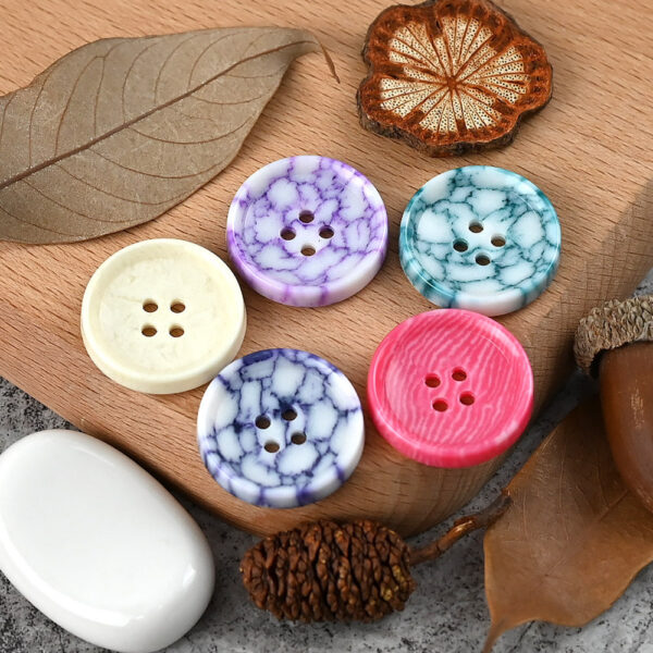 15-25mm Round 4 Hole Colorful Urea Buttons with Imitation Marble Pattern - Image 2