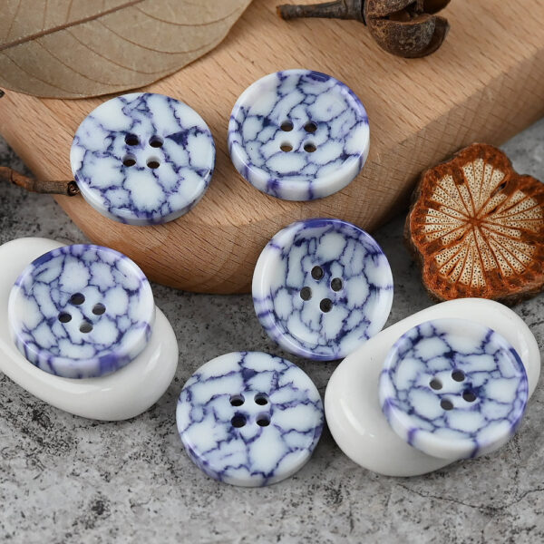 15-25mm Round 4 Hole Colorful Urea Buttons with Imitation Marble Pattern - Image 7