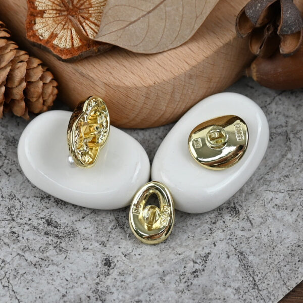 18/23mm Pearl Metal Buttons with Shanks for Sweater Jacket Decoration 10pcs - Image 2