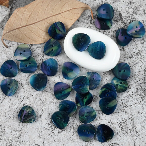 12mm Amber Blue Oval Triangular Resin Buttons 50 Pack (5 Mixed Colors) - Image 3