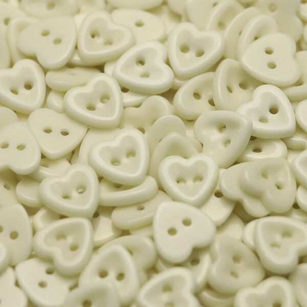 14.5mm Heart-Shaped Ceramic 2-Hole Buttons for Kids' Clothing 50 Pack