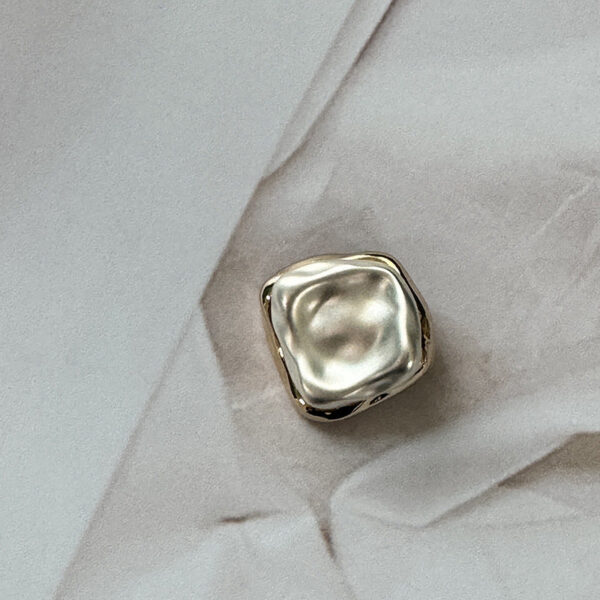 18-25mm Square Textured Metal Buttons Gold White Gun Black 10pcs - Image 4