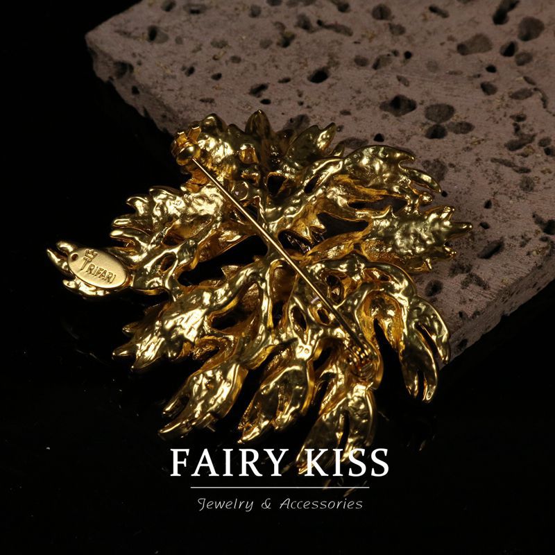 Royal-Inspired Floral Brooch Gold-Plated Pin with Crystal Accents - Image 2