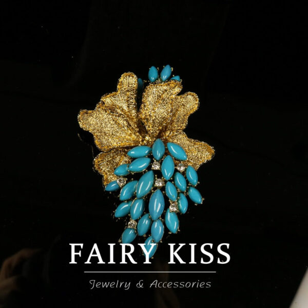 Vintage Royal-Inspired Grape Brooch Rhinestone Alloy Coat Pin - Image 2