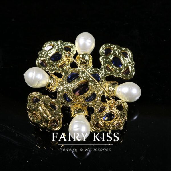 Baroque Courtly Diamond-Encrusted Pearl Flower Brooch - Image 2