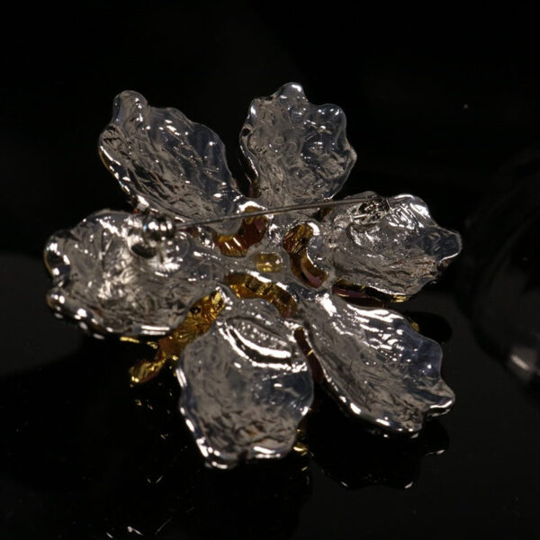 French Vintage Pink Rhinestone Glass Brooch with Electroplated Gold - Image 2
