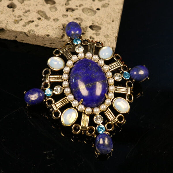 Vintage Courtly Geometric Oval Lapis Lazuli Brooch - Image 2