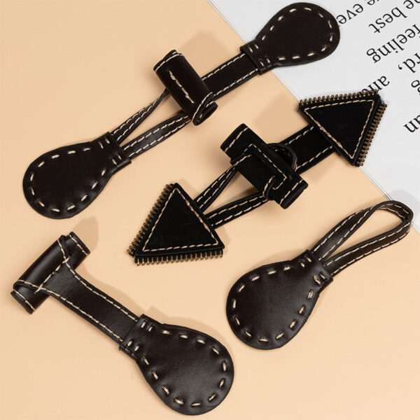 16/19.8cm Black Dark Brown Leather Sew-on Toggle Buttons 4pcs - Image 4