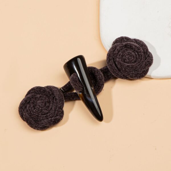 11cm Corduroy Rose Sew-on Toggle Buttons with Resin Horn 4pcs - Image 5